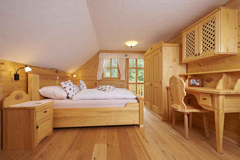 Holiday Chalet "Alpine Dreams" With Private Wellness Solčava Rom bilde